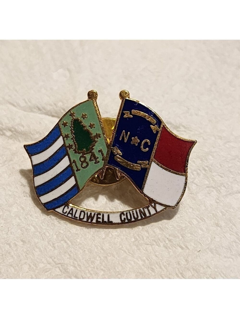 Vtg Caldwell County North Carolina County And State Flags Gold Tone Lapel Pin